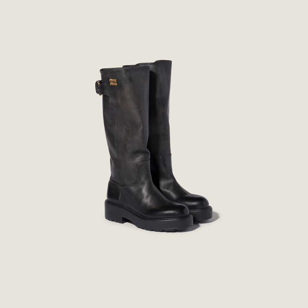Black boots, front view