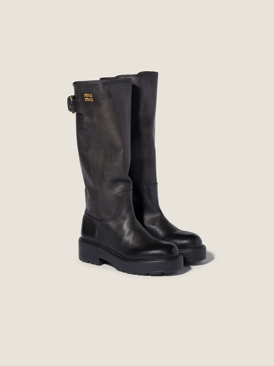 Black boots, front view