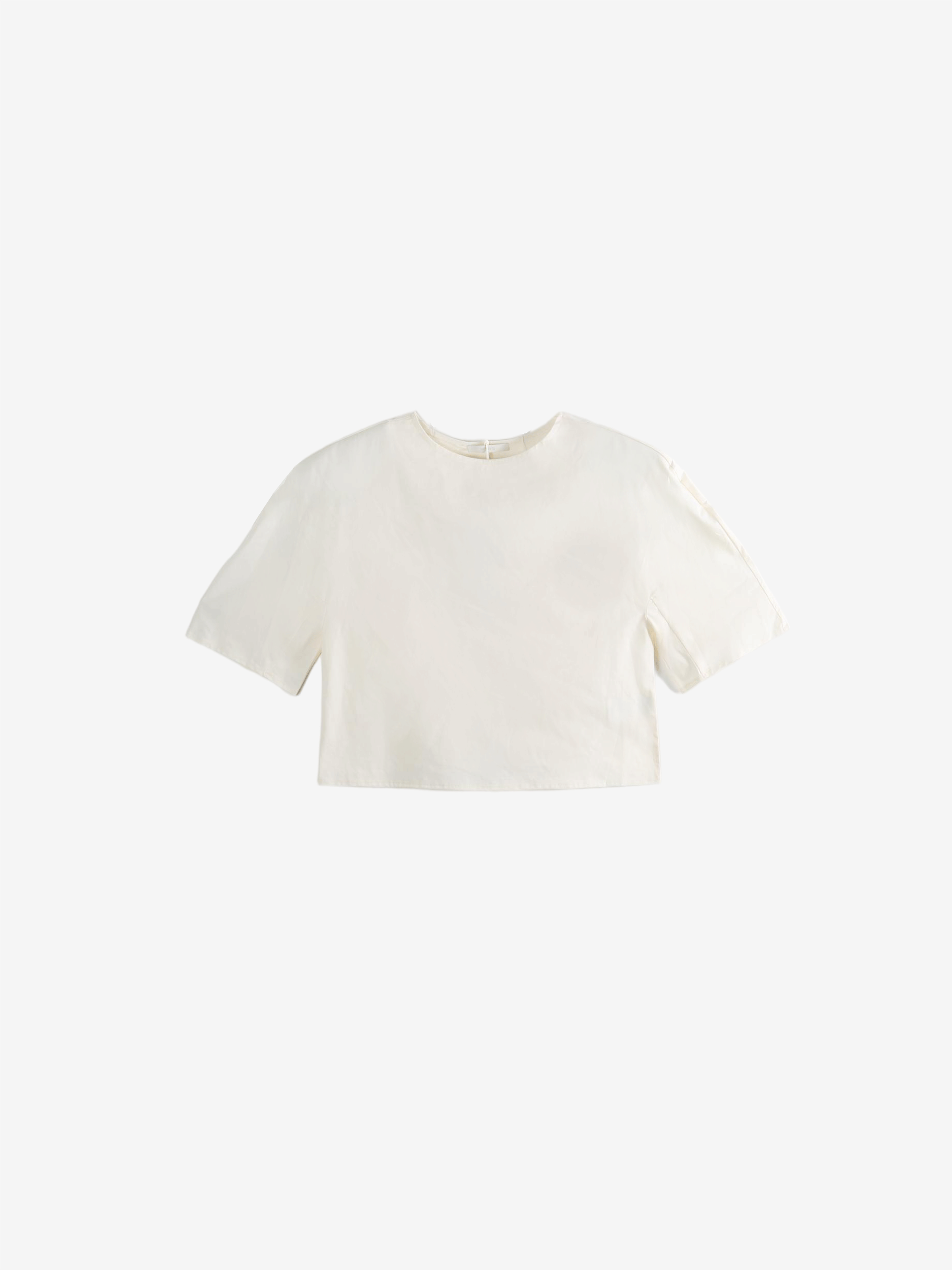 White top, front view