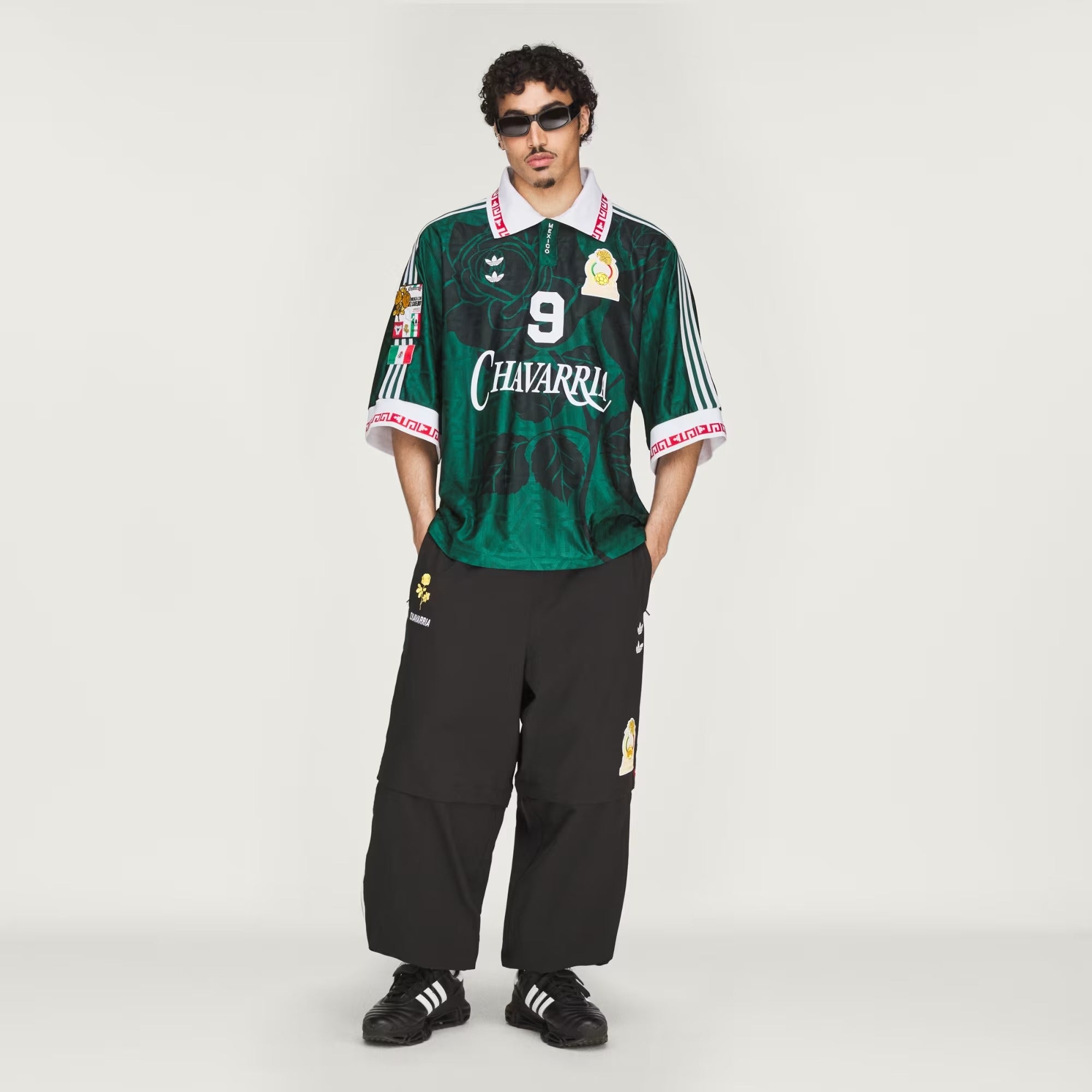 Green shirt,full body view