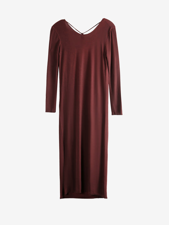 Red dresses, front view