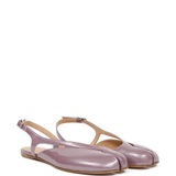 Pink flat sandal,side view