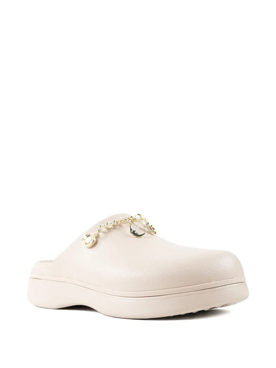 Tan shoes, front view