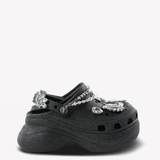 Black shoes, front view