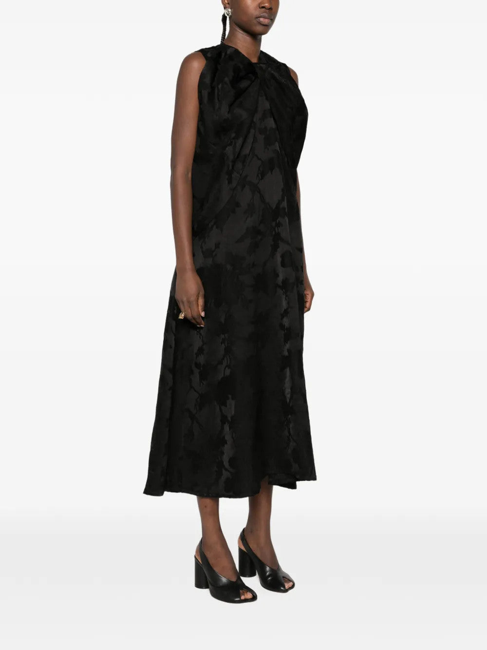 Black dress, front view