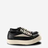 Black sneakers,front view