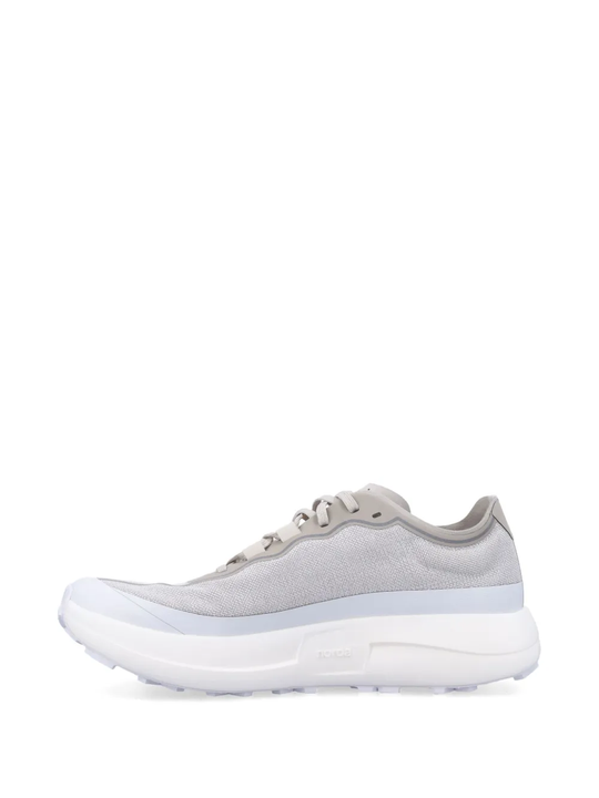 White sneaker,side view