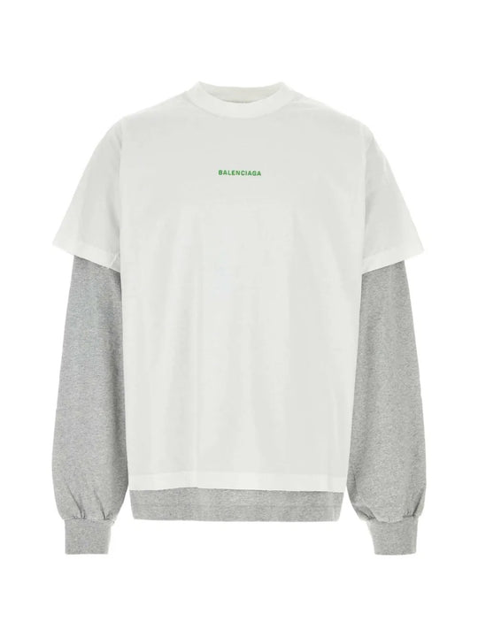 White t-shirt, front view