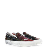 Burgundy shoes, front view