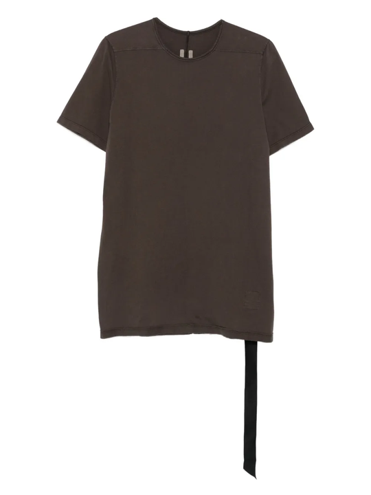 Brown t-shirt, front view