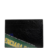 Black accessories, front view