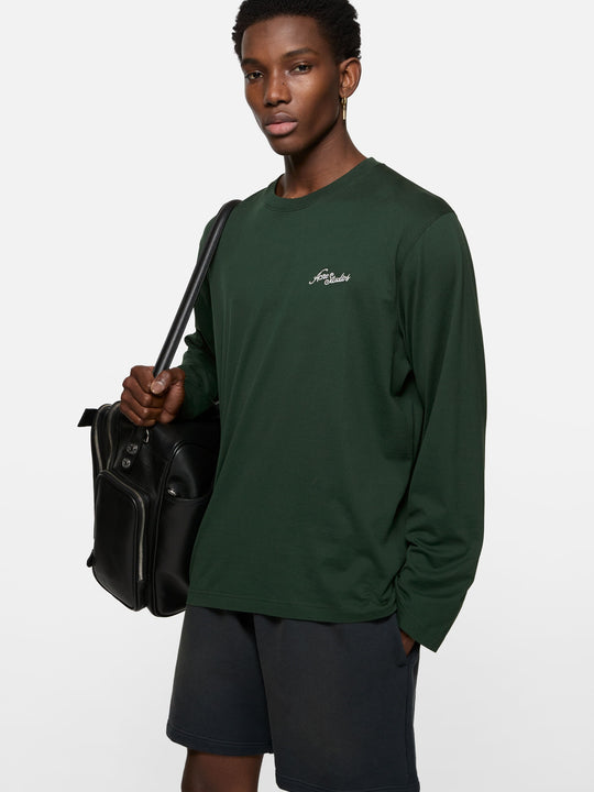 Green t-shirt, full body view