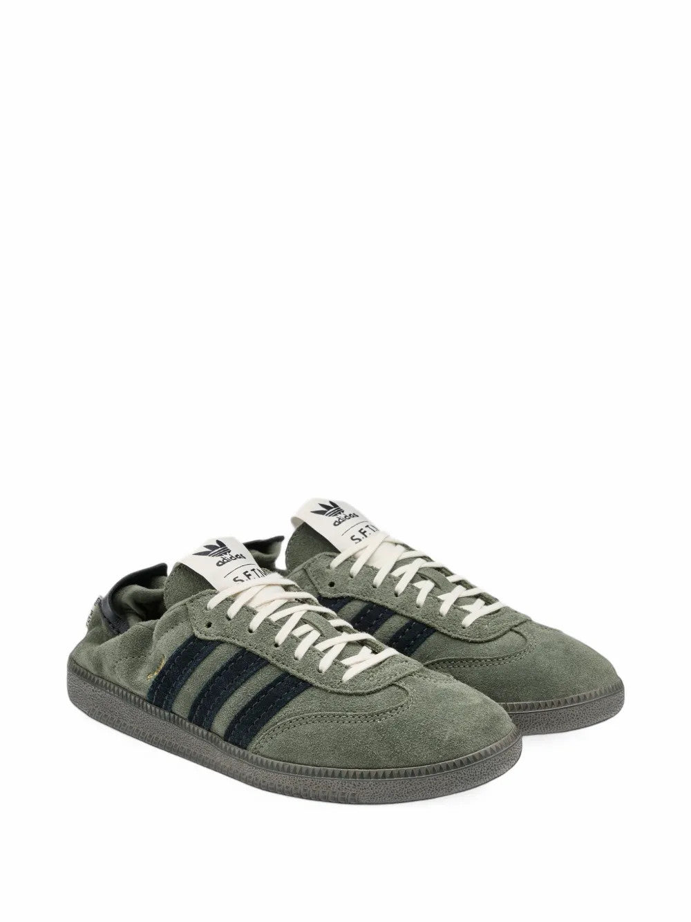 Green shoes, front view