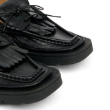 Black shoes, front view