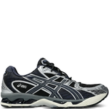 Black sneakers, front view