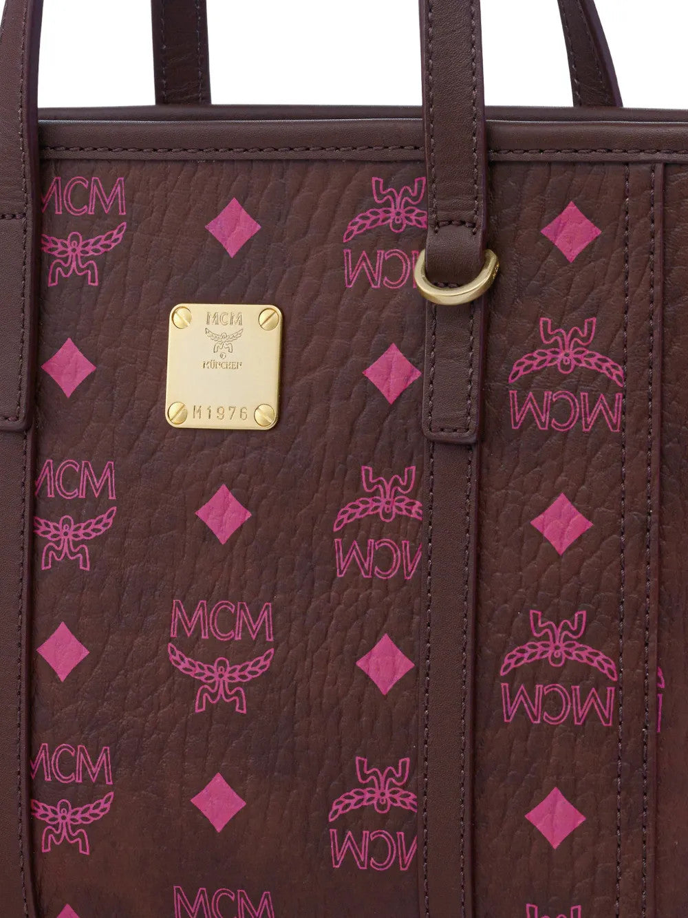 Brown bag, front view