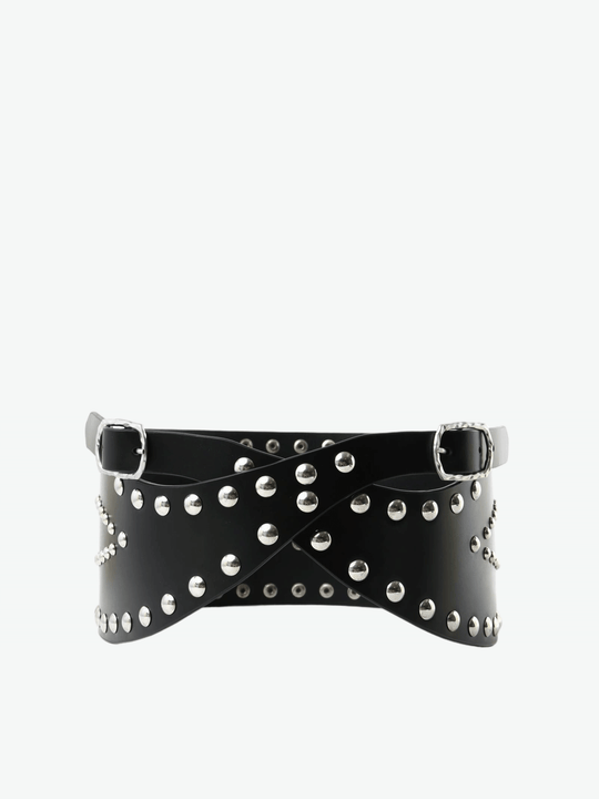 Black accessories, front view