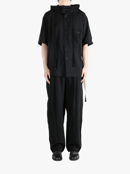 Black shirt, full body view