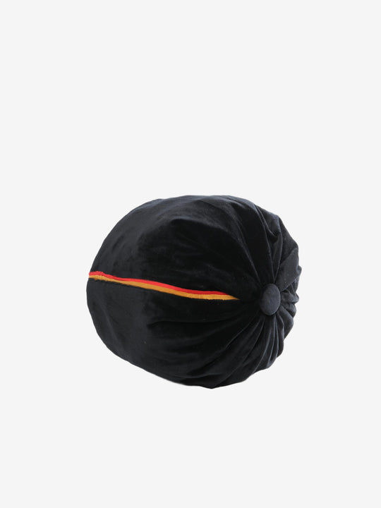 Black hat, side view