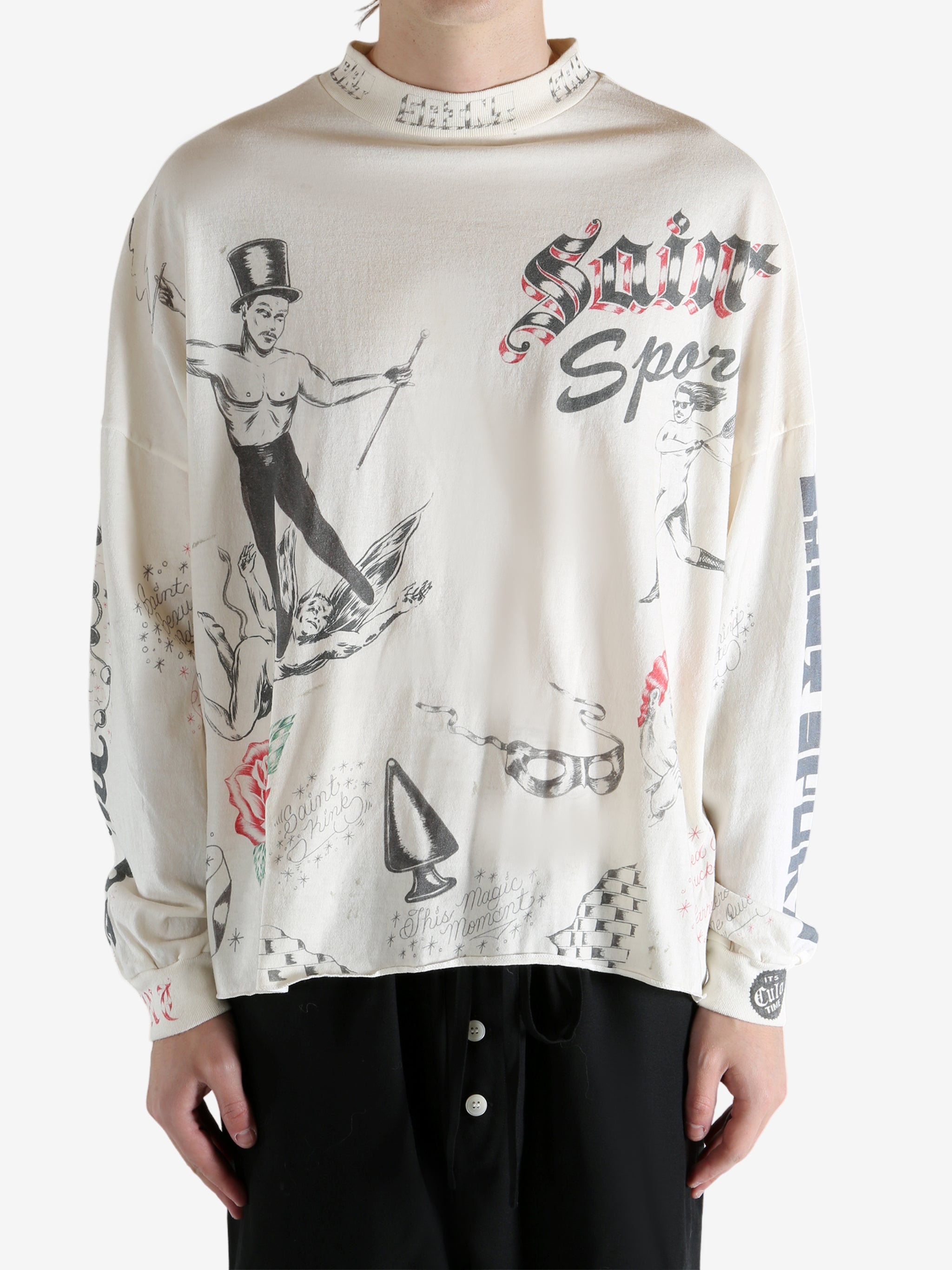 White t-shirts worn by a person, showing the t-shirts fit