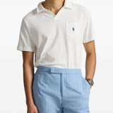 Blue t-shirt, full body view