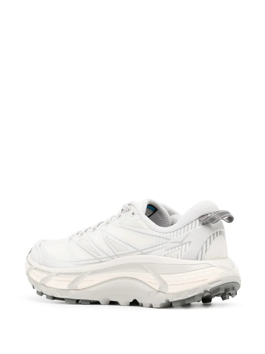 White sneakers, back view