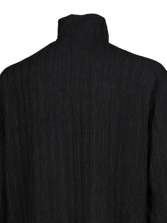 Black jacket, front view