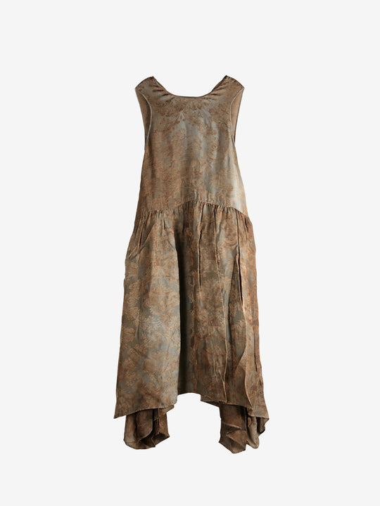 Brown dress, front view