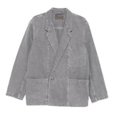 Grey coat, front view