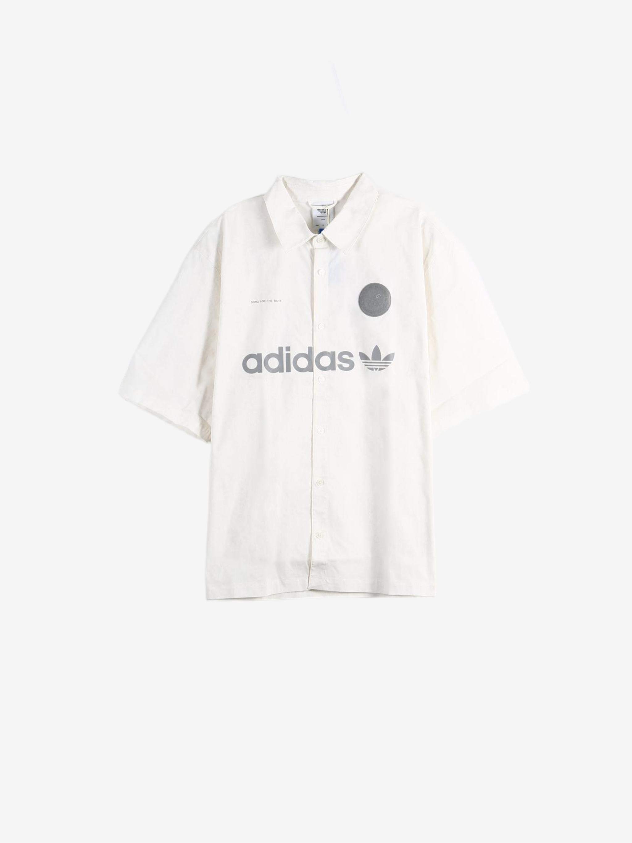 White shirt, front view