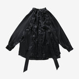 Black shirt, front view