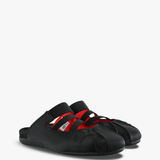 Black shoes, front view