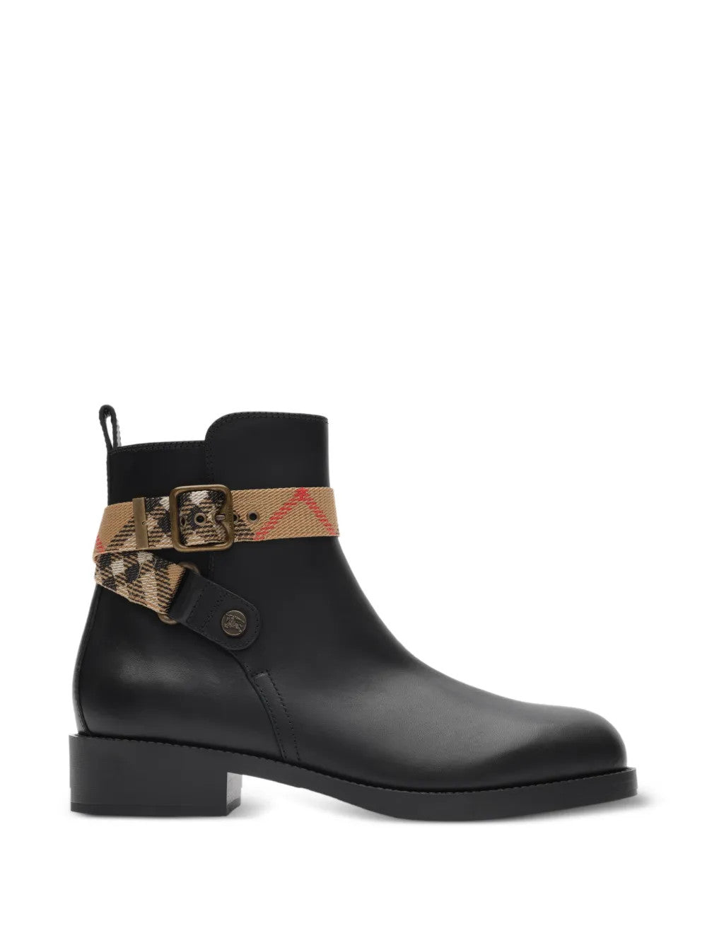 Black boots, front view