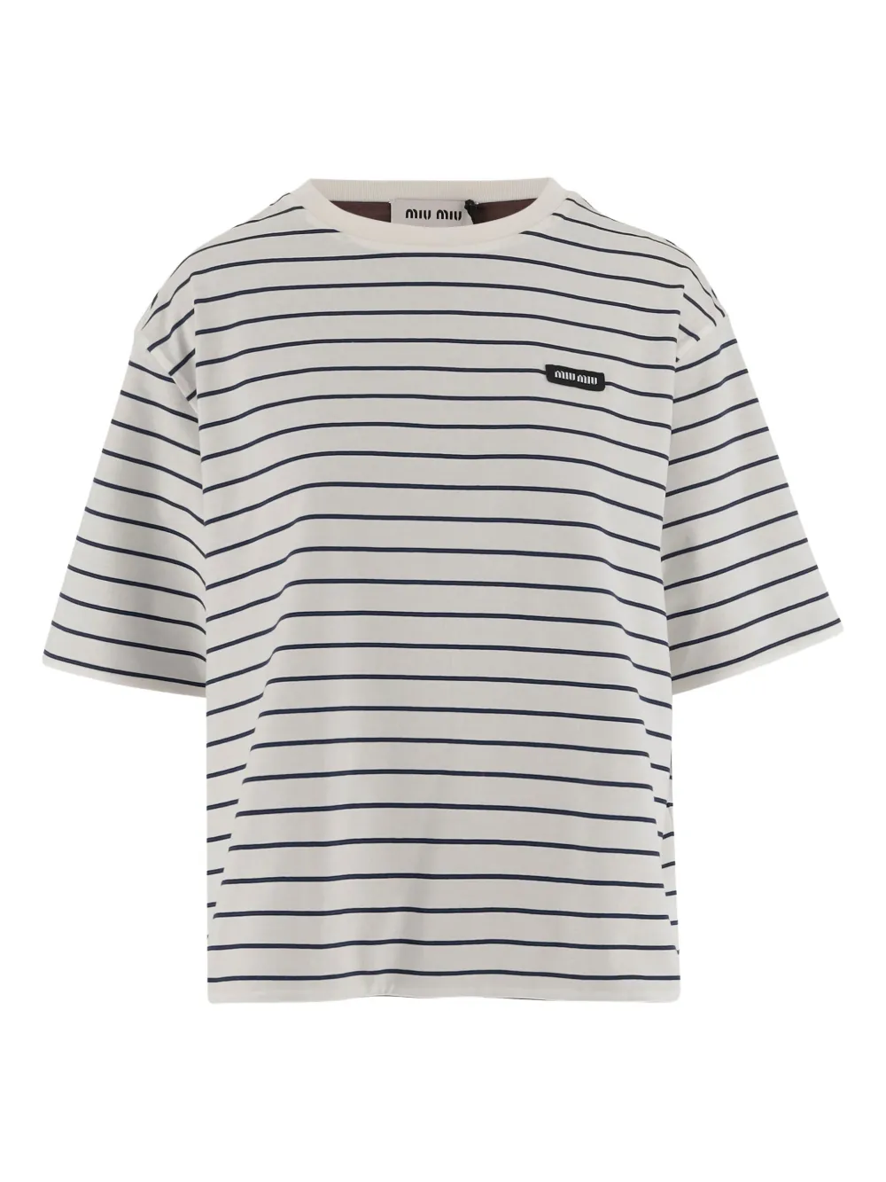 White shirt, front view