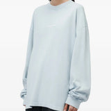 Blue t-shirt, full body view