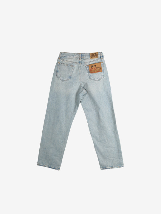 Blue jeans,back view