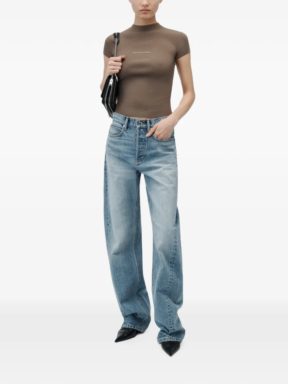 Brown t-shirt, full body view