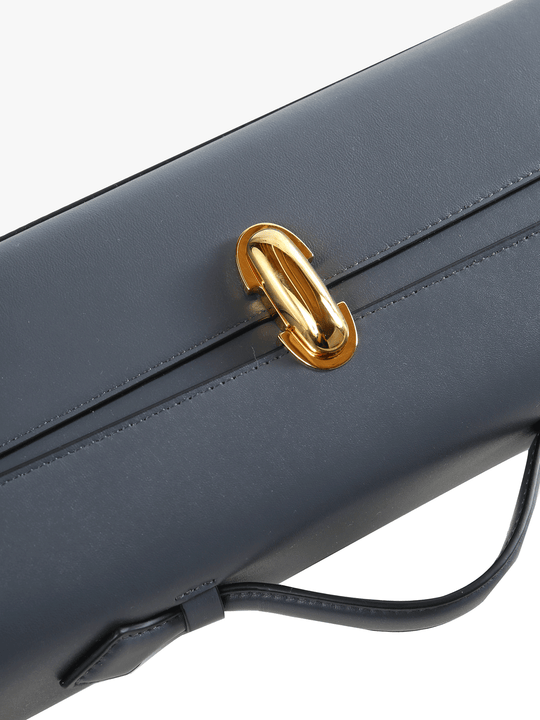 Gray bag ,showing texture of the fabric