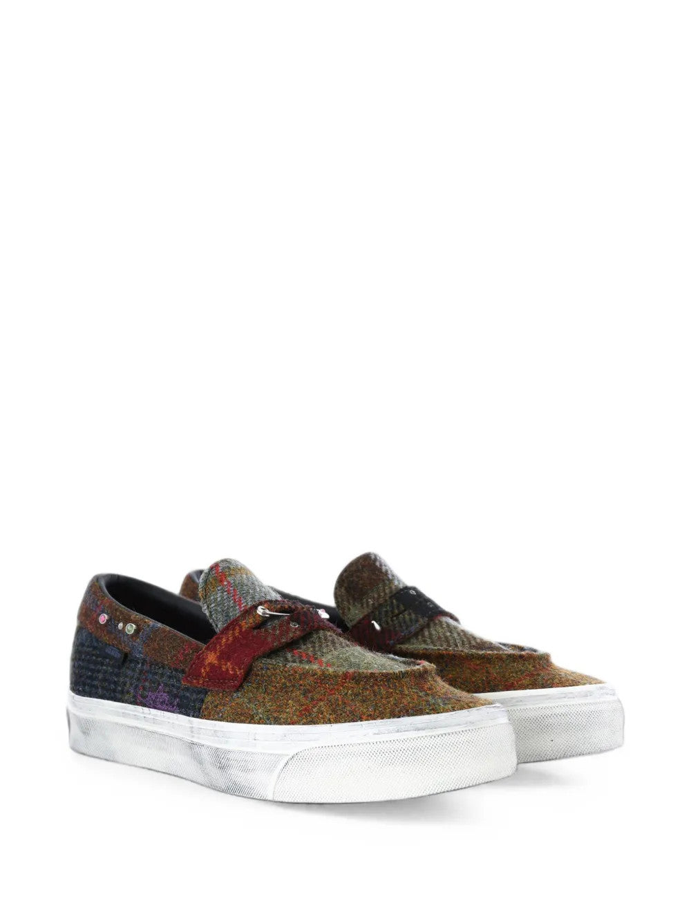 Brown shoes, front view