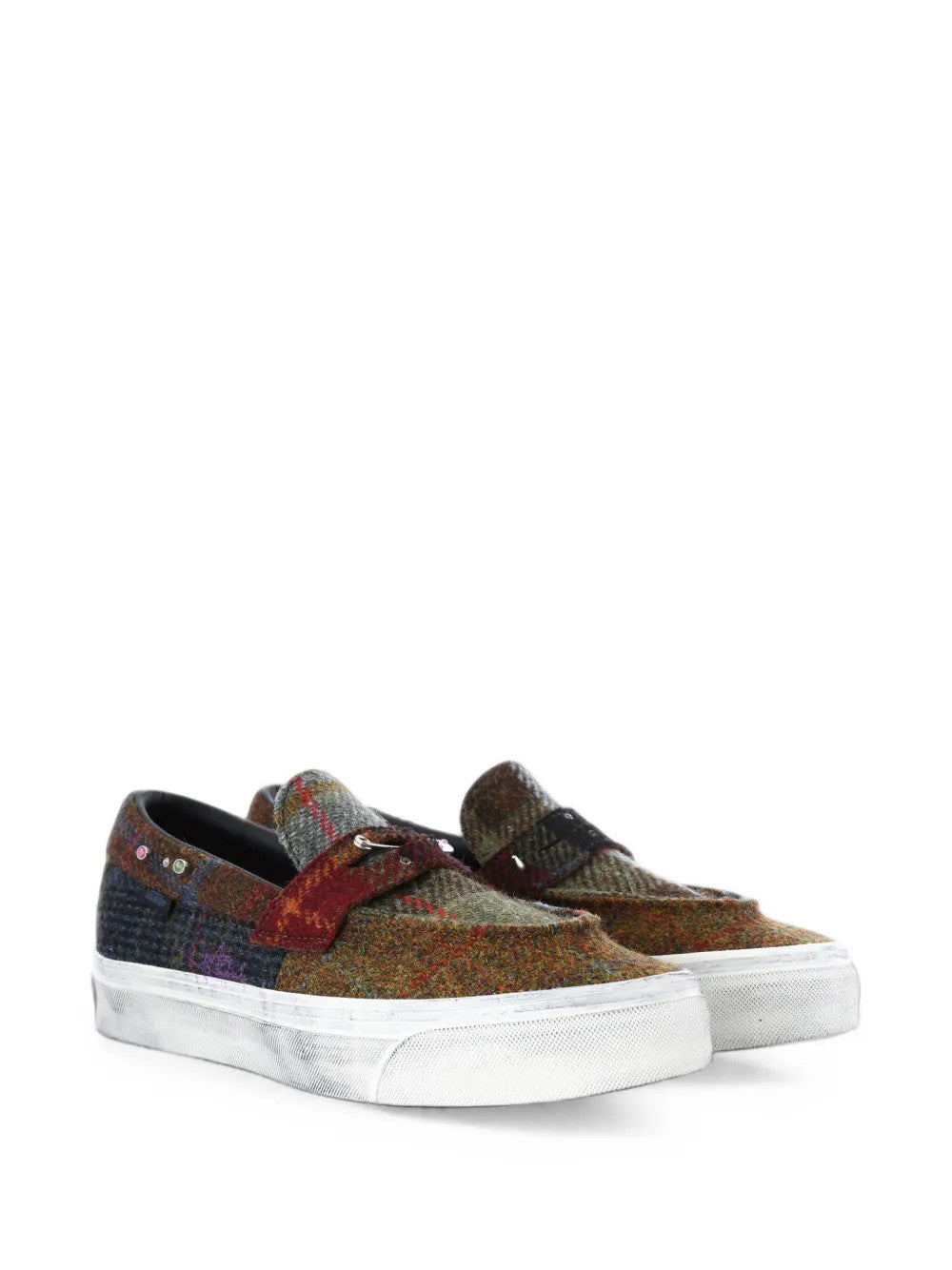 Brown shoes, front view