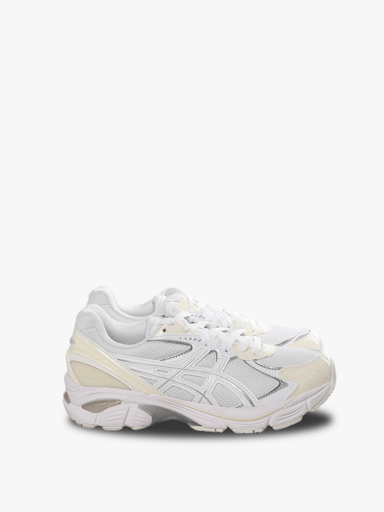 White sneakers, side view