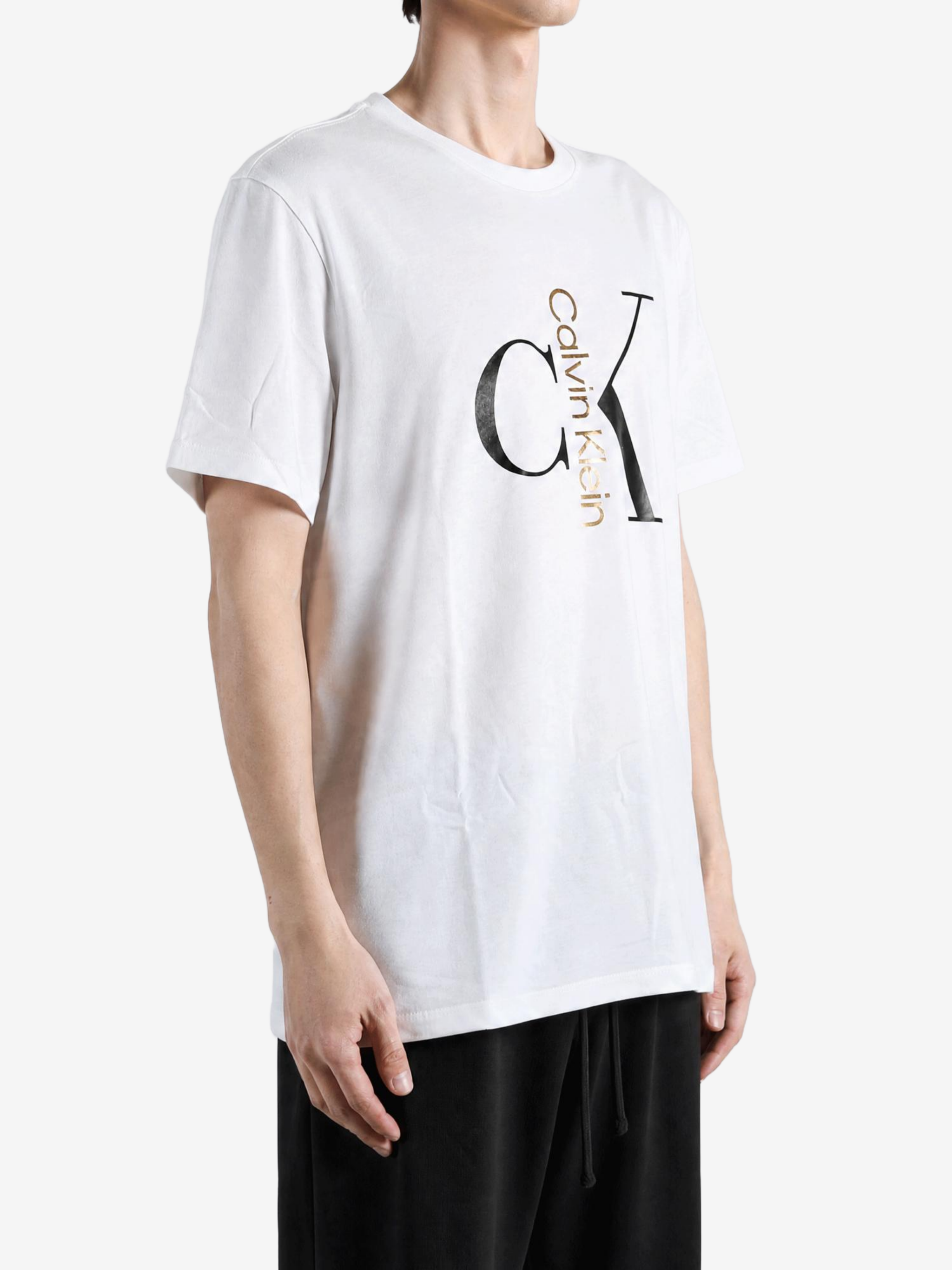 White t-shirt, front view