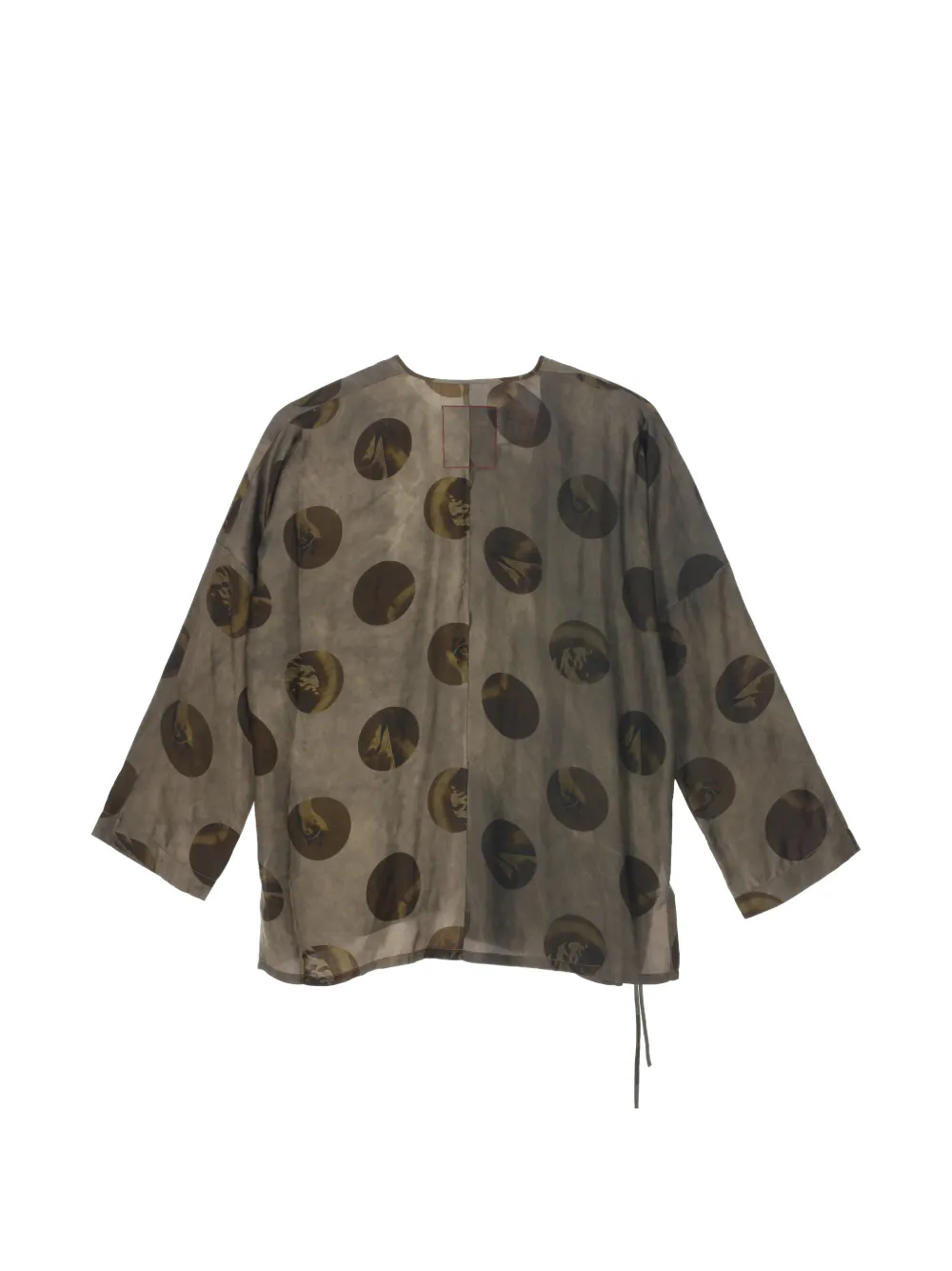 Grey shirt, back view