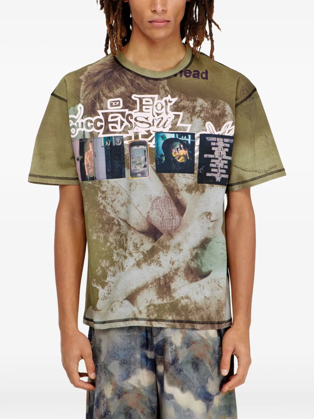 green t-shirts worn by a person, showing the tops fit