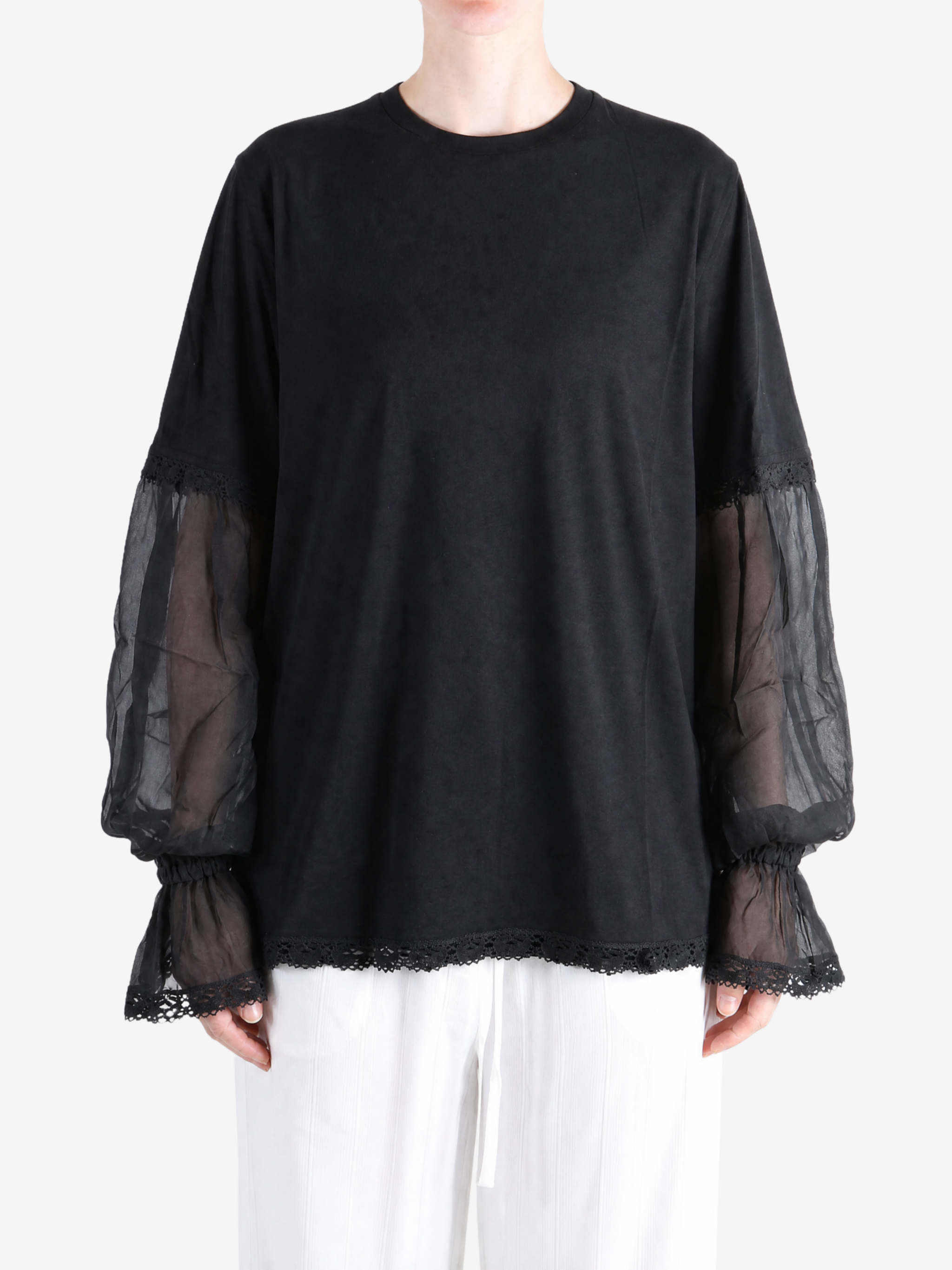 Black t-shirt, full body view