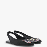 Black shoes, front view