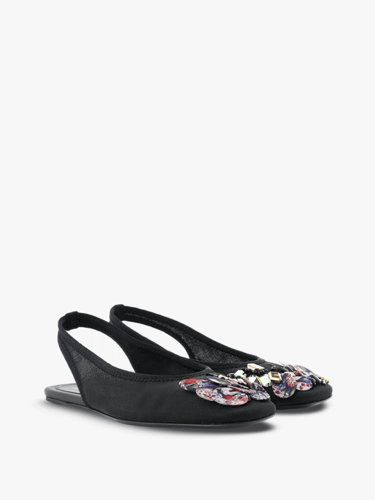 Black shoes, front view