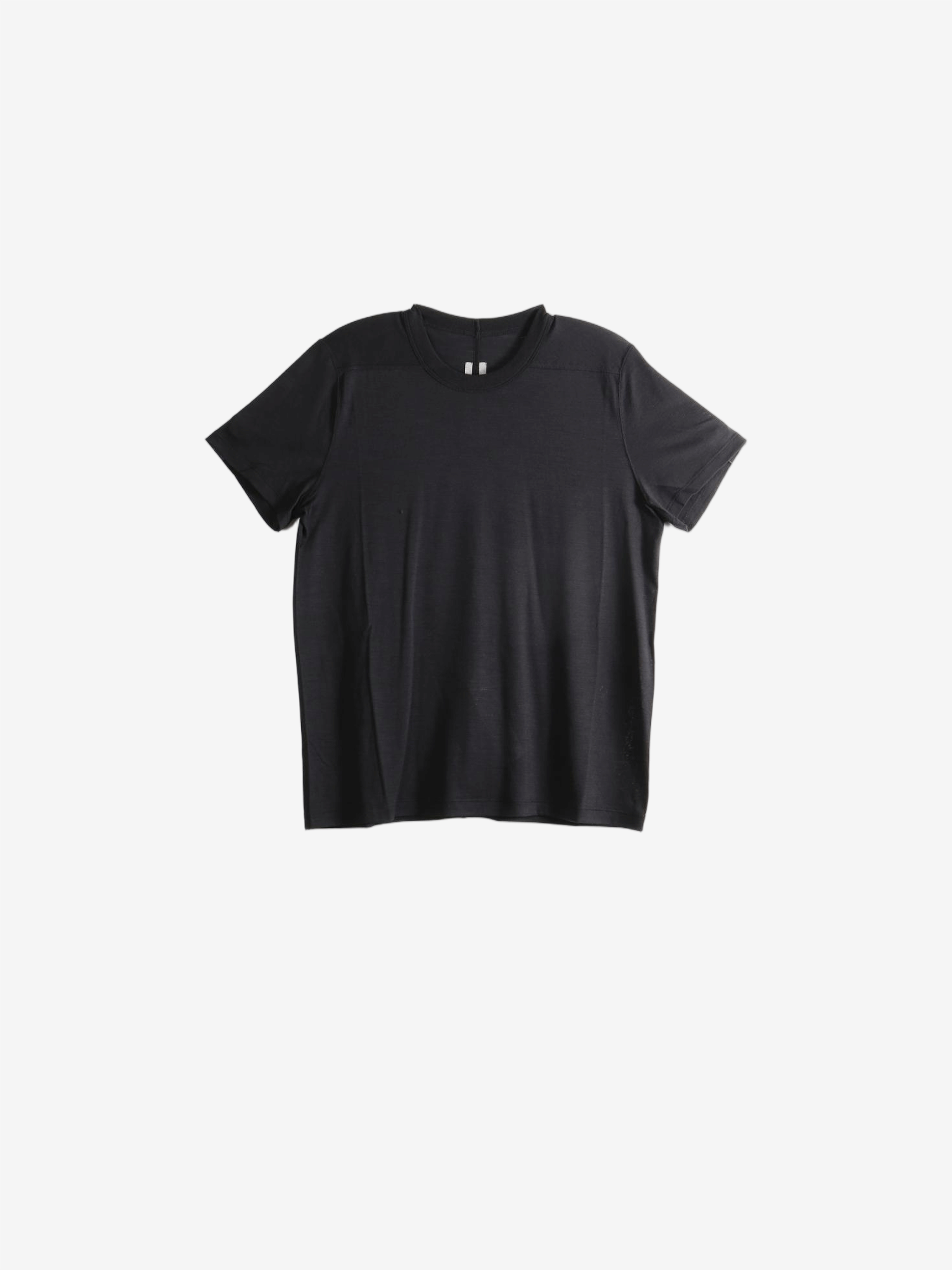 Black t-shirt, front view