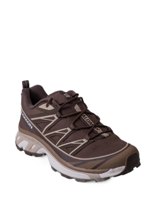 Brown shoes, front view