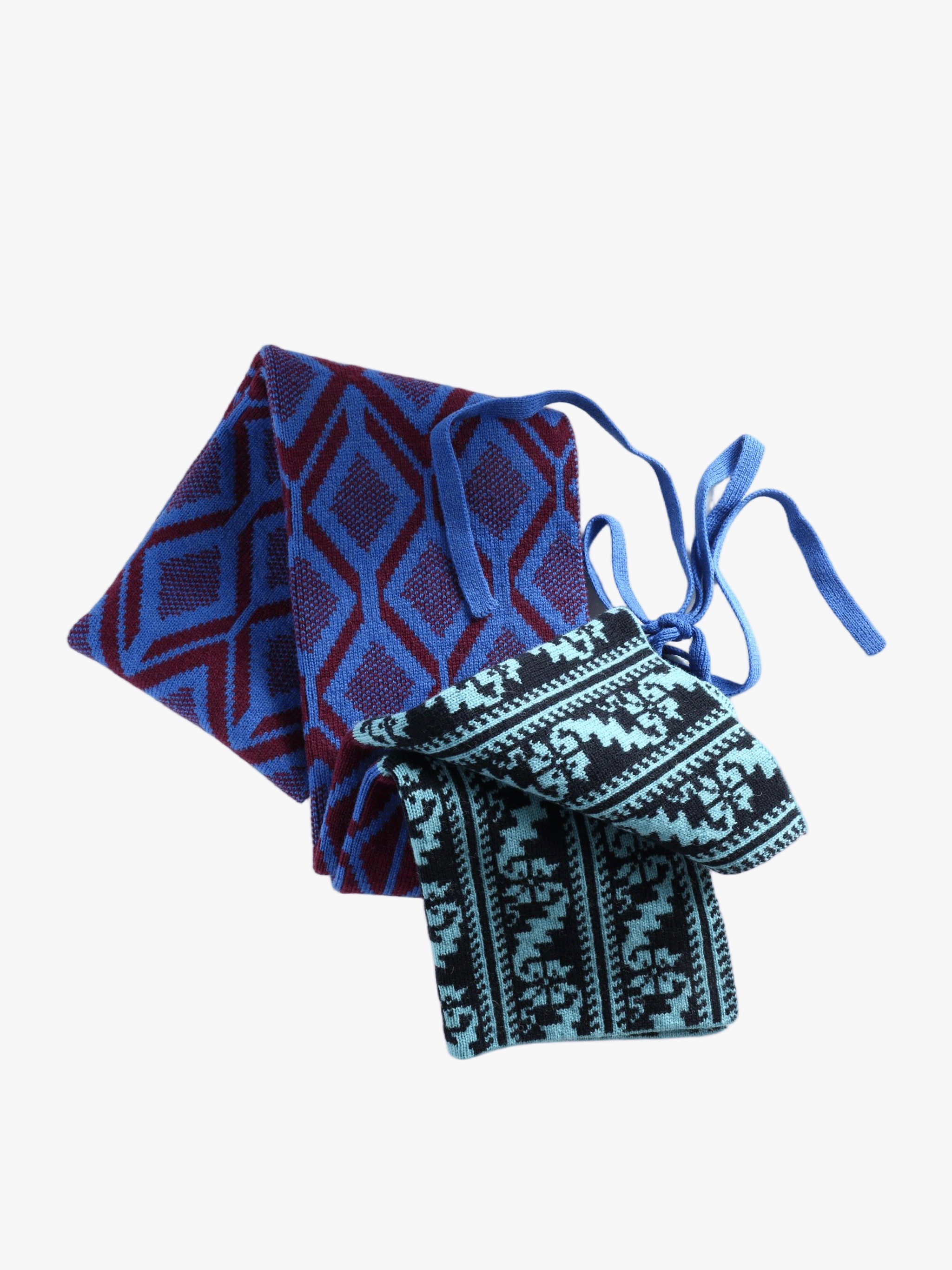 Blue scarf, front view
